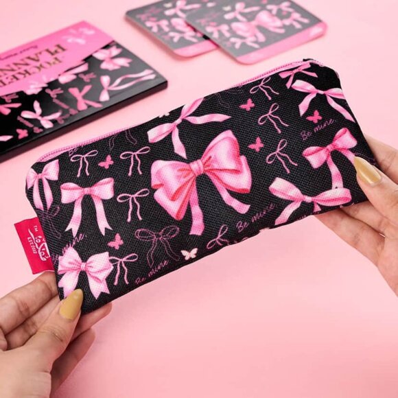 Pink Bows 2026 Year Gift Box - Picture 7 of 11